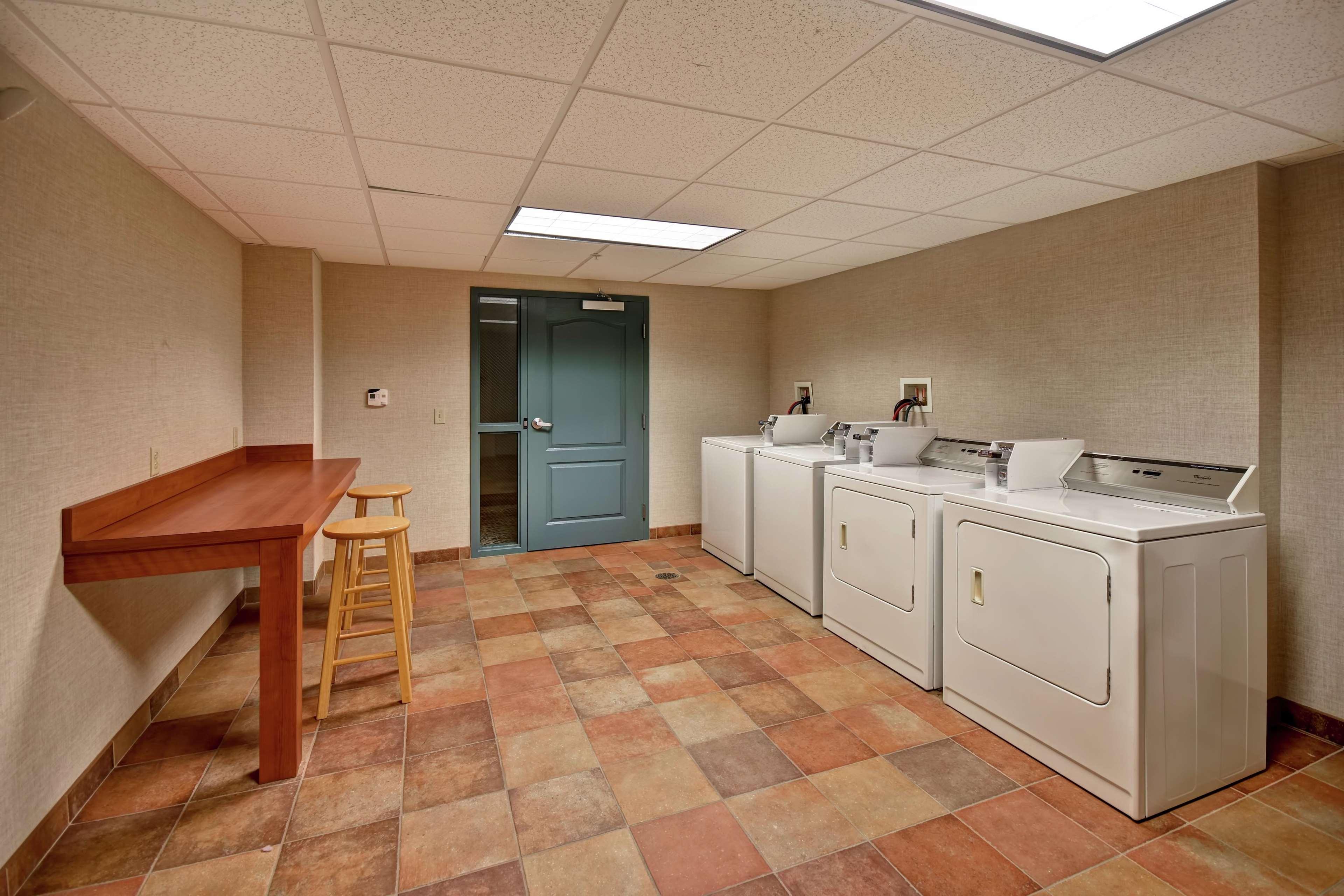 Homewood Suites By Hilton Lancaster Rohrerstown Extérieur photo